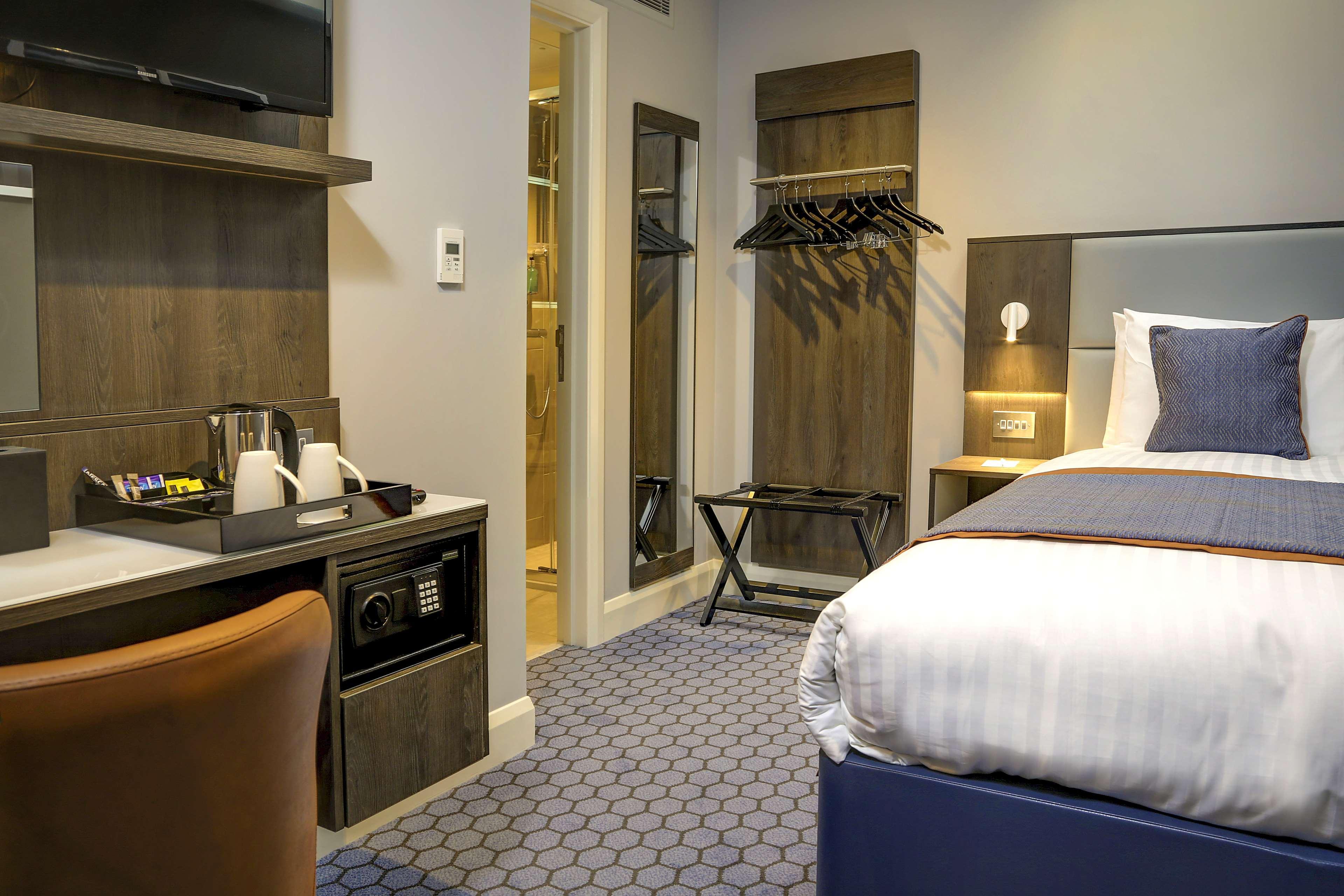 Best Western Plus Bradenton Hotel & Suites Екстер'єр фото
